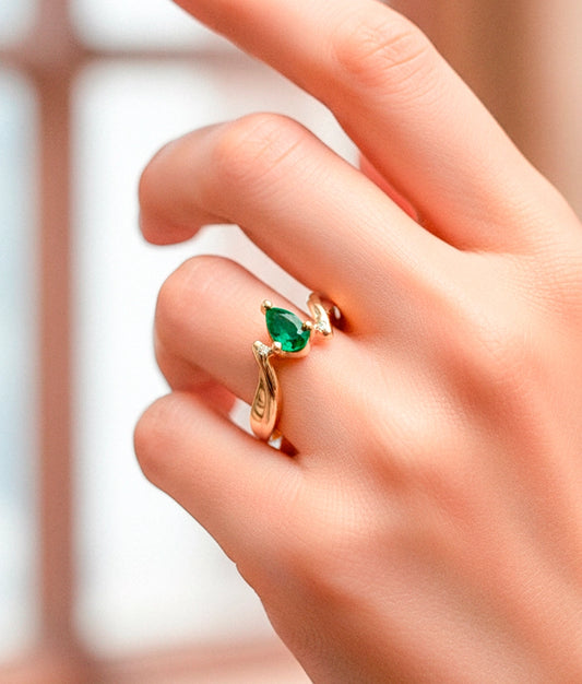 Anillo Mujer Esmeralda